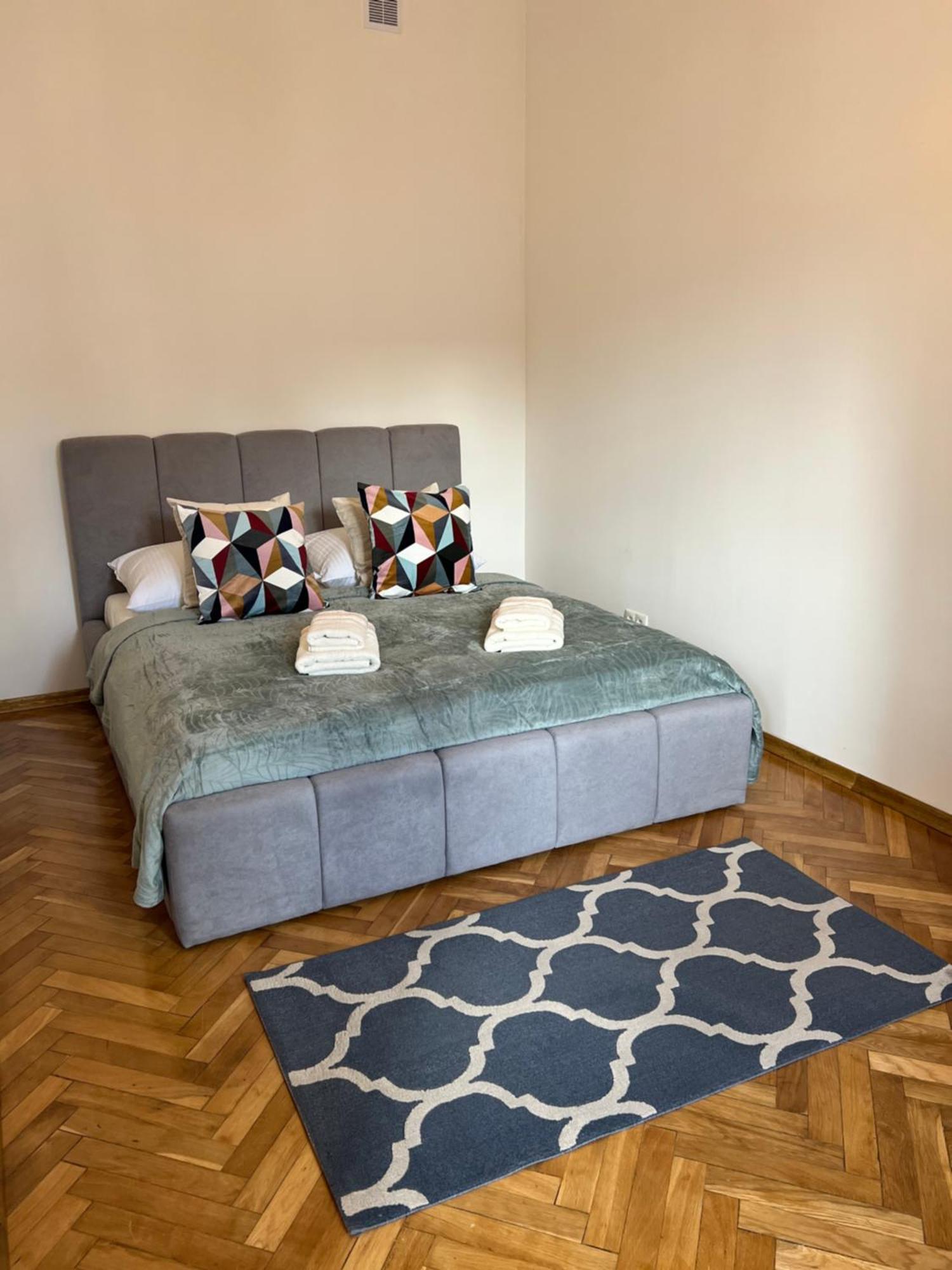 Apartamenty Centrum Varşovia Exterior foto